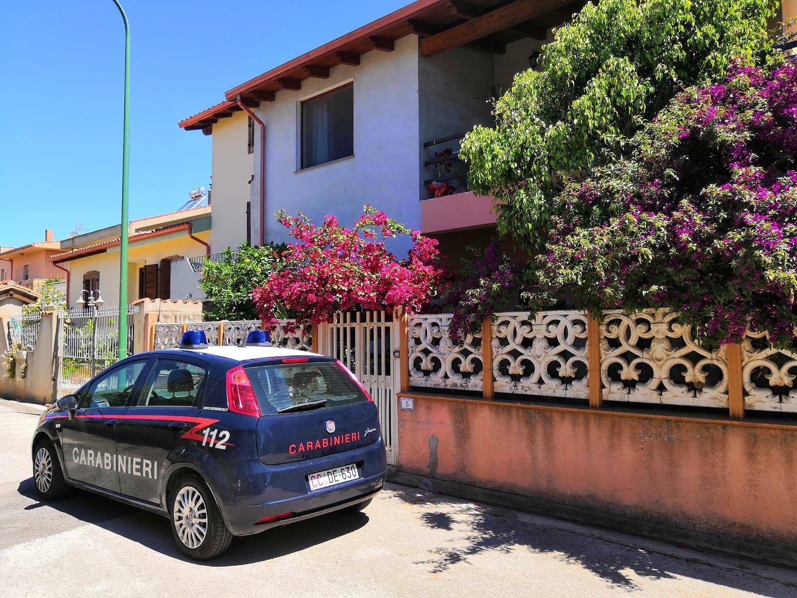 Serramanna, 26enne minaccia la madre con un coltello e si chiude in casa