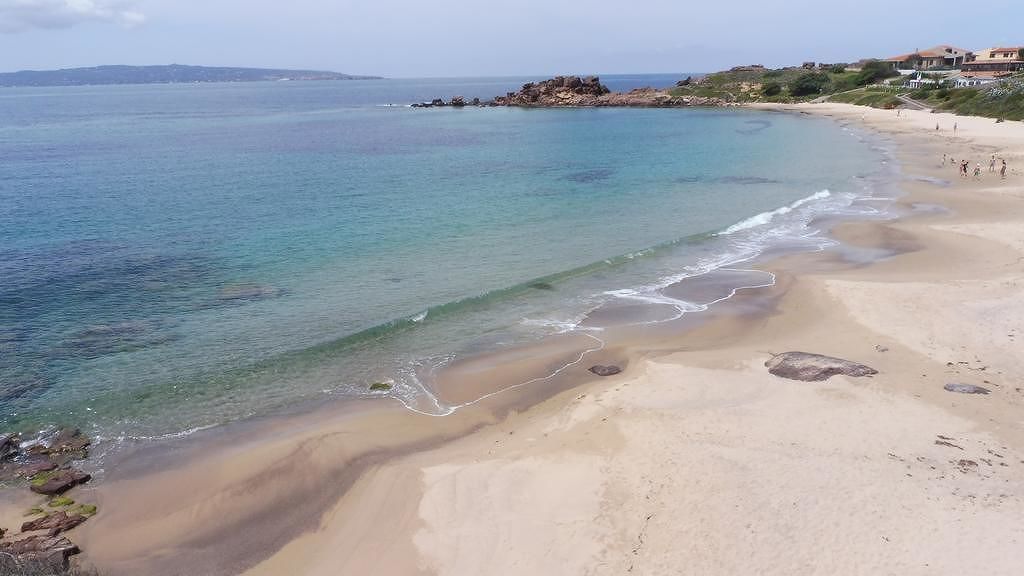 Portoscuso, stroncato da un malore a La Caletta: muore romano di 41 anni