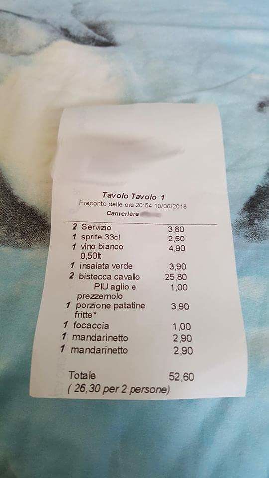 Aglio e prezzemolo sulla bistecca di cavallo? “Costano a parte, pizzeria super pibinca a Castiadas”