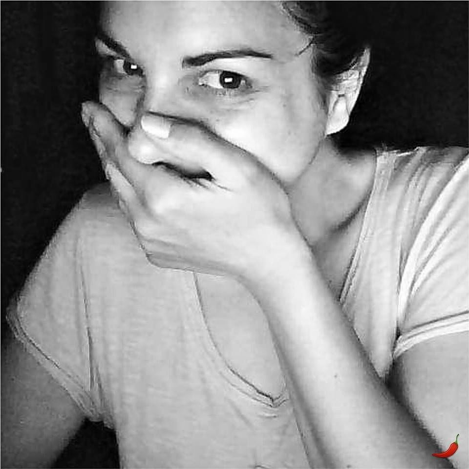 “Mi hanno chiesto di lavorare in nero, sono disoccupata, ma ho detto no: la mia onestà intellettuale non è in vendita”