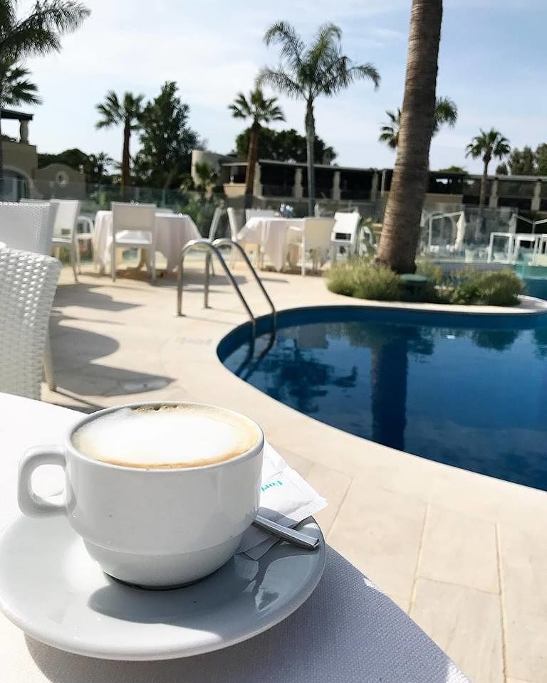 Forte Village, cena di gala stellata per beneficenza con gli attori di Hollywood