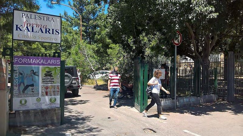 Cagliari, parcheggio comunale affidato a nota palestra, M5S: “Apritelo a tutti i cittadini”