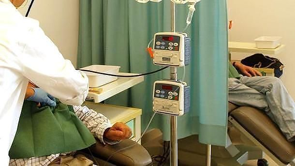 “Siamo pazienti affetti da tumori, non smantellate la Casa di Cura di Decimomannu”