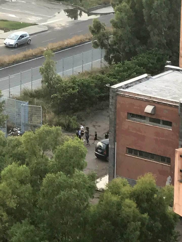 Sestu, gruppo di Rom occupa l’ex edificio della Rai a Cortexandra