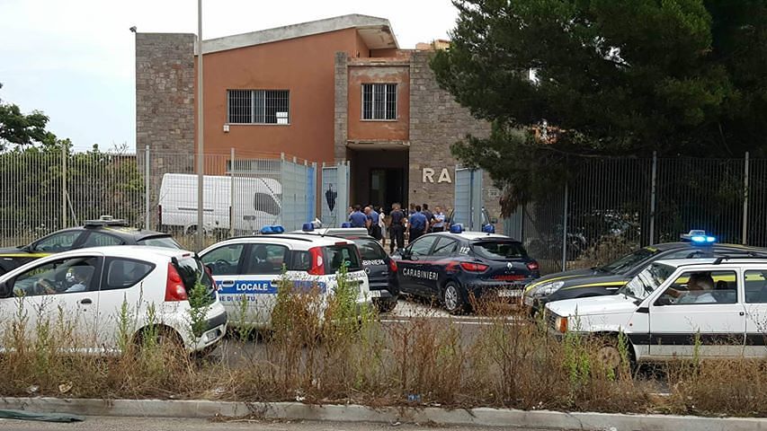 Cortexandra, task force di forze dell’ordine all’ex sede Rai: nomadi identificati, sarà sgombero?