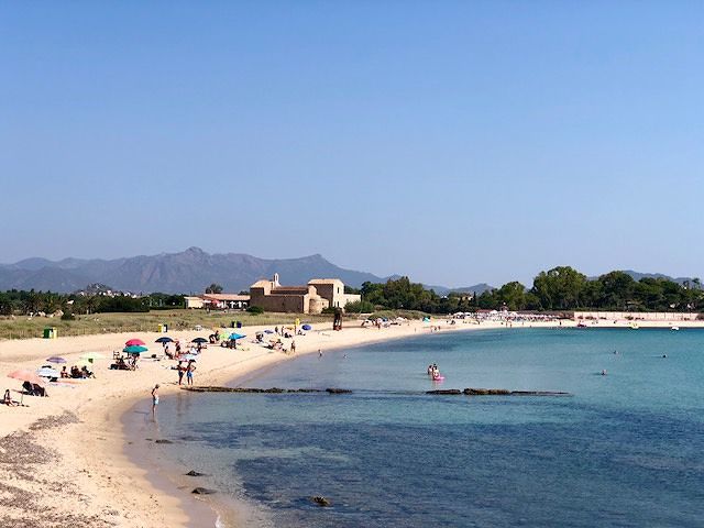 Pula, disabili in spiaggia con “Estate al Mare”