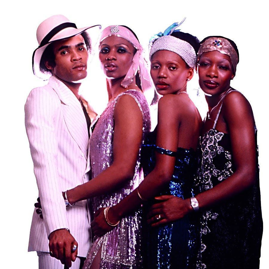 Cagliari, dance anni ’70 e ’80 sul palco: slitta a settembre il concerto delle Disco Music Stars Celebration