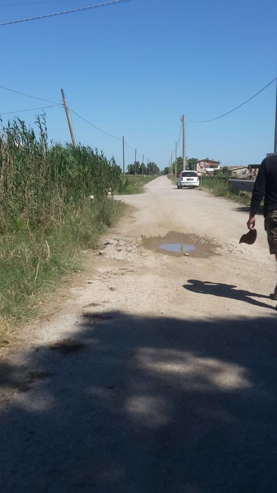 Sanluri, guardate le buche nella strada dove sono morti Alberto Piseddu e Naika Satta