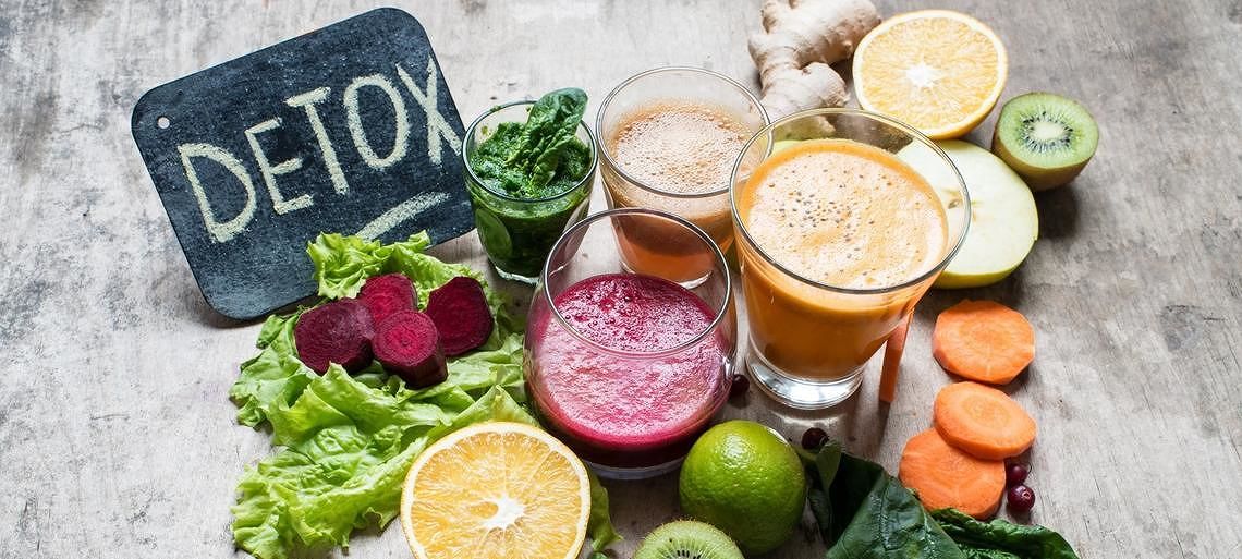 Dimagrire in dieci giorni con Detox, la dieta delle star: boom di liquidi per un corpo da vip