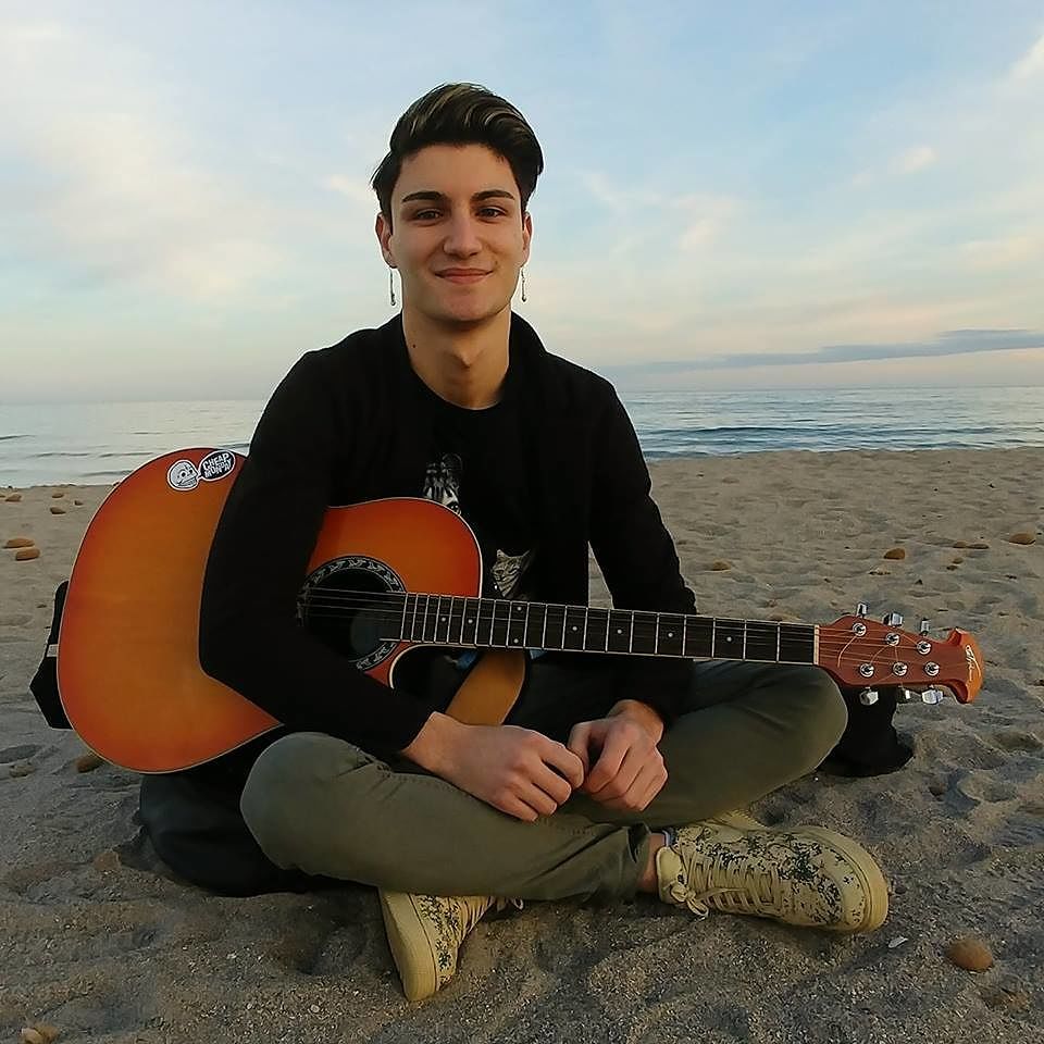 La favola di Matt Walls: prima false promesse, ora il contratto e il sogno Sanremo