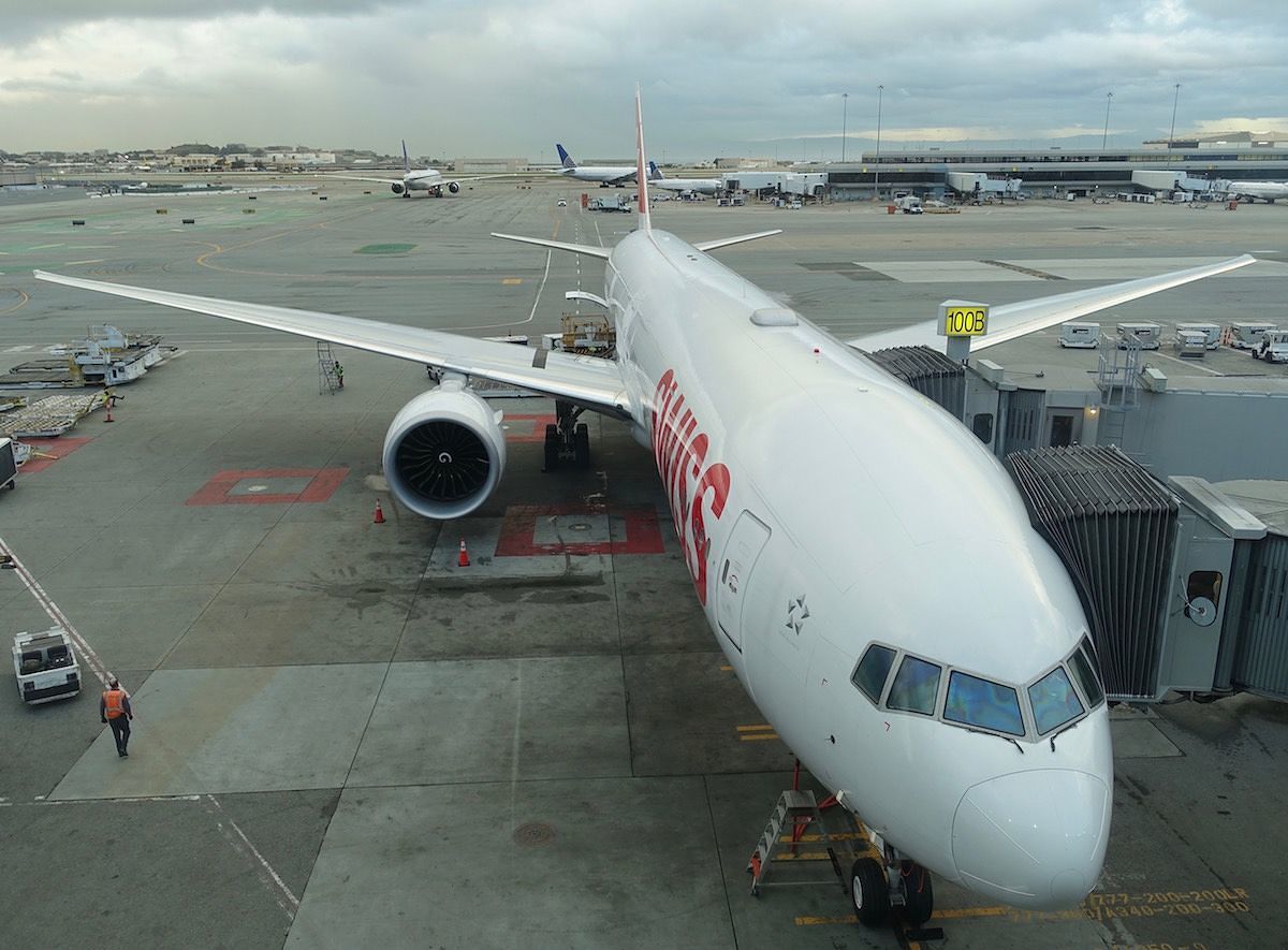 Aereo Swiss torna indietro per un guasto tecnico, paura a bordo