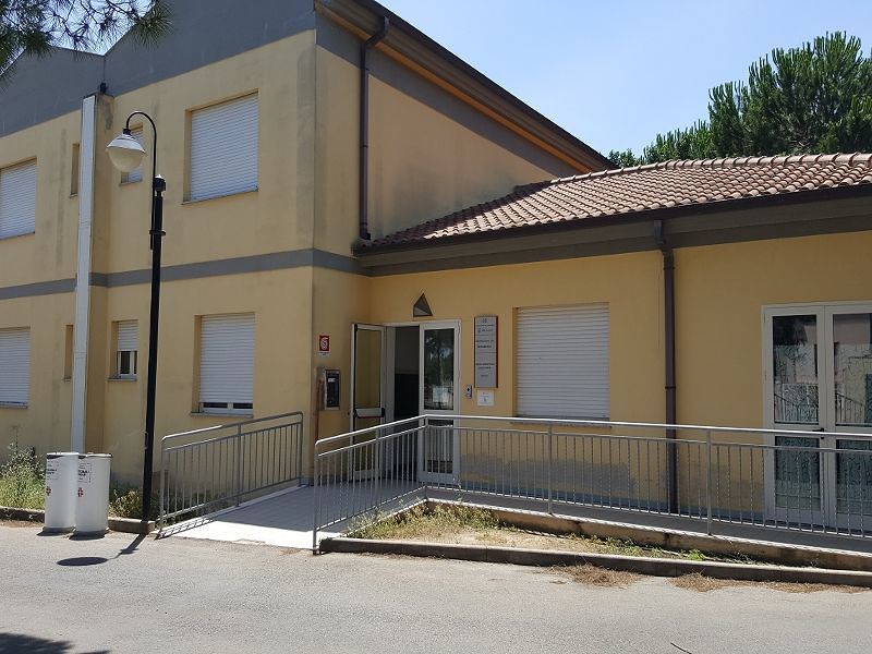 Serramanna, il centro dialisi è un forno:”I pazienti devono portarsi i ventilatori da casa?”