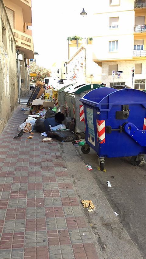 Ancora polemiche sui rifiuti a Cagliari: ecco lo scenario di via Macomer