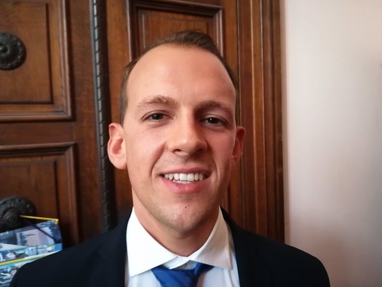 Maurizio di Cagliari, laurea e biglietto per Londra: “Durissimo dire addio alla tua terra”