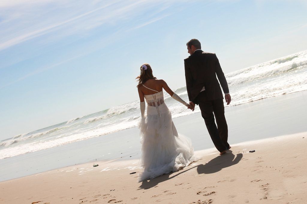 Cagliari, matrimoni-salasso: “1200 euro per sposarsi al Poetto? A Venezia costa la metà”