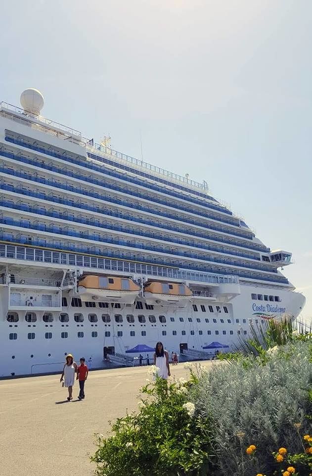 La Costa Diadema in porto a Cagliari: 5mila croceristi a bordo