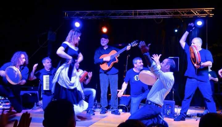 A Villasimius il ritmo della tradizione salentina con i Tamburellisti di Torrepaduli