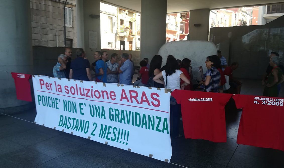 Cagliari, agronomi e veterinari di nuovo in piazza: martedì protesta sotto il consiglio regionale