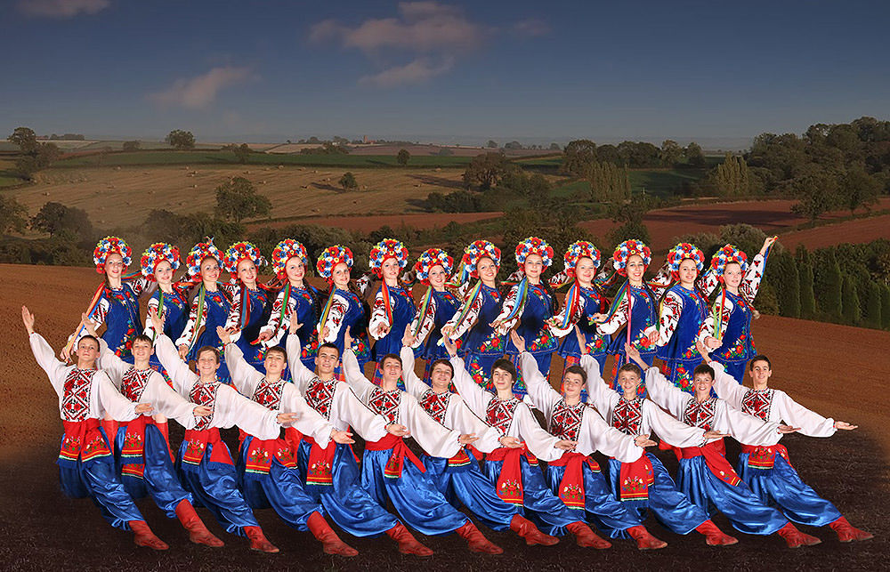 33° Ittiri Folk Festa: sette gruppi stranieri, premio Zenìas alla Banda Brigata Sassari
