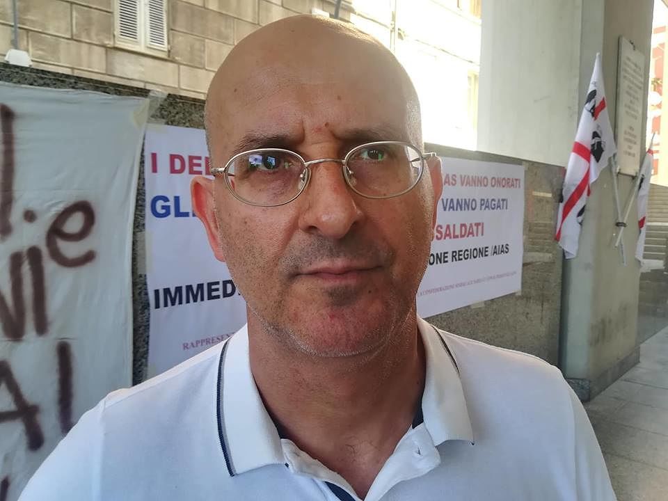 Il doppio dramma di Alberto di Iglesias: “Io e mia moglie senza stipendio per colpa della Regione”