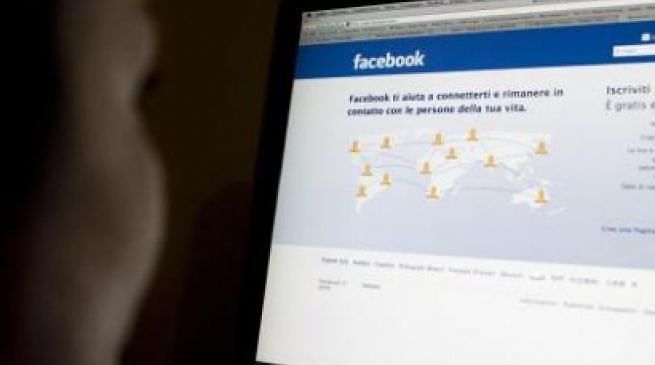 Cagliari, annuncia il suicidio in un video su facebook: salvato dai carabinieri