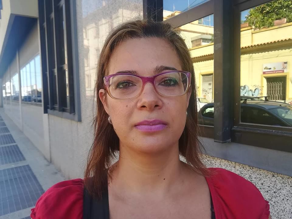 Ylenia di Quartucciu, i tanti dolori di una mamma: “Con l’artrite non posso coccolare mia figlia”