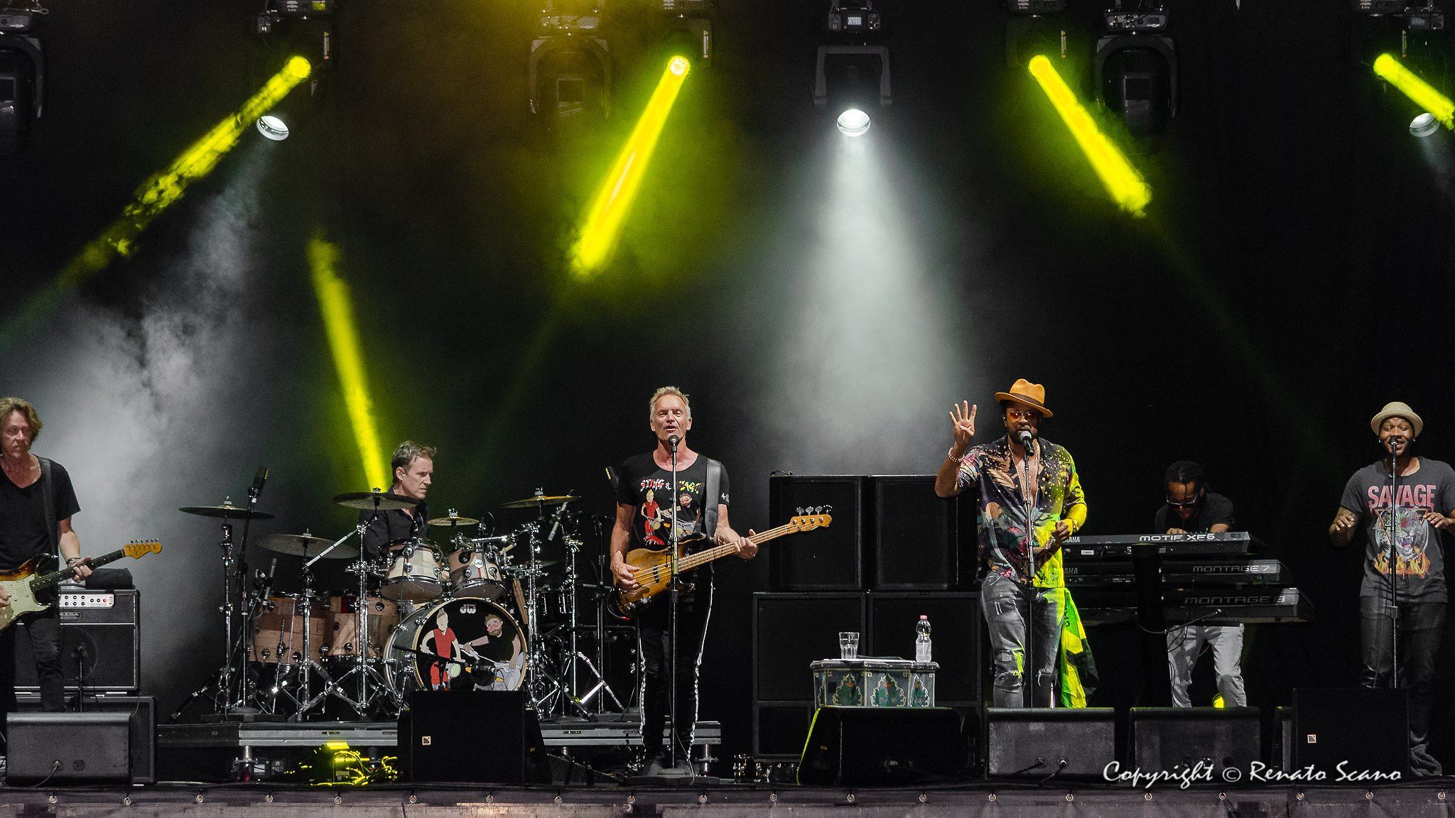 Cronaca di una notte magica al Forte Arena: Sting incanta il pubblico con le sue canzoni senza tempo