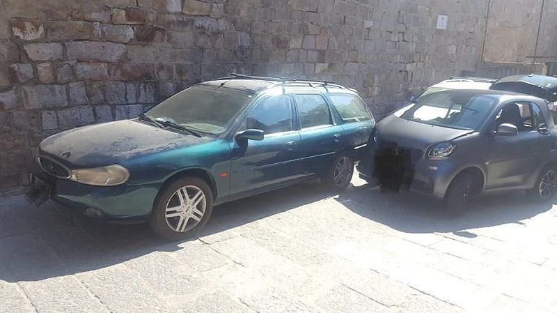 Cagliari, guida senza patente: arrestato dopo una fuga spericolata in pieno centro