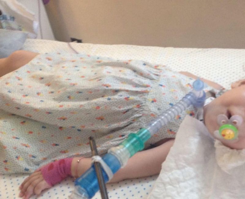 L’sos di una coppia di Elmas: “Siamo disoccupati, aiutateci a curare nostra figlia malata di Sma”