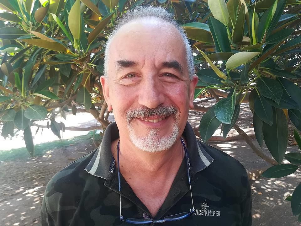 Volontariato nelle ambulanze a Cagliari: “Molti lo fanno sperando che diventi un lavoro”