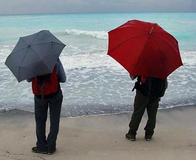 Weekend con l’ombrello, altro che ombrellone: agosto pazzerello in Sardegna