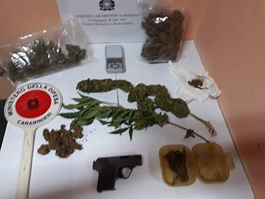 Marijuana e una pistola in casa: disoccupato di Muravera ai domiciliari