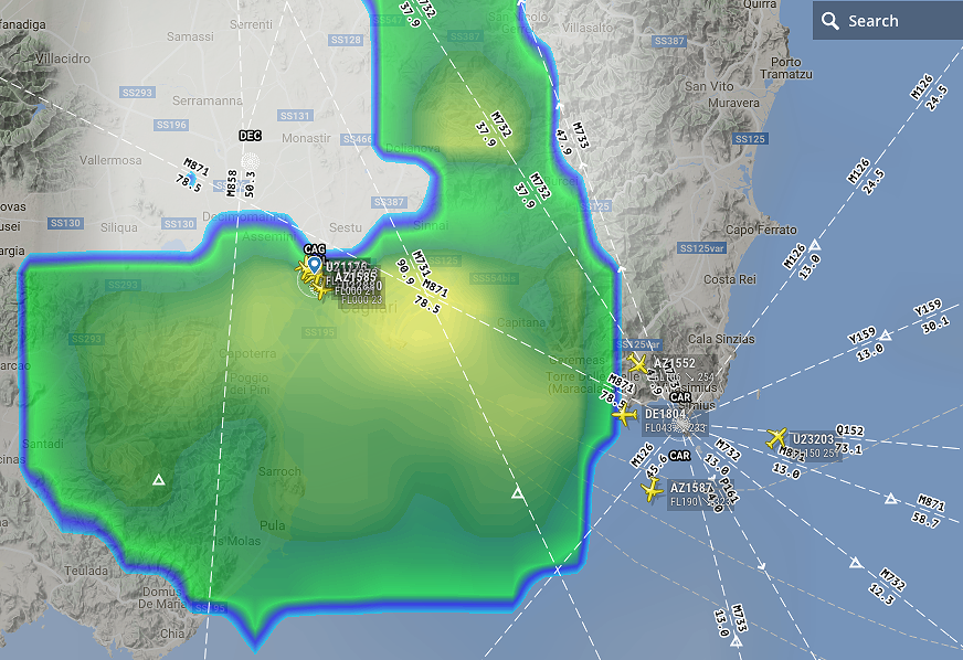 Tempesta di fulmini su Cagliari e hinterland, diversi aerei “in attesa” nel cielo sardo