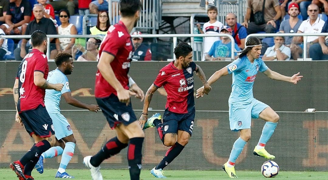 L’Atletico Madrid beffa il Cagliari: 1-0. Tifosi rossoblù in lacrime per l’addio di Cossu