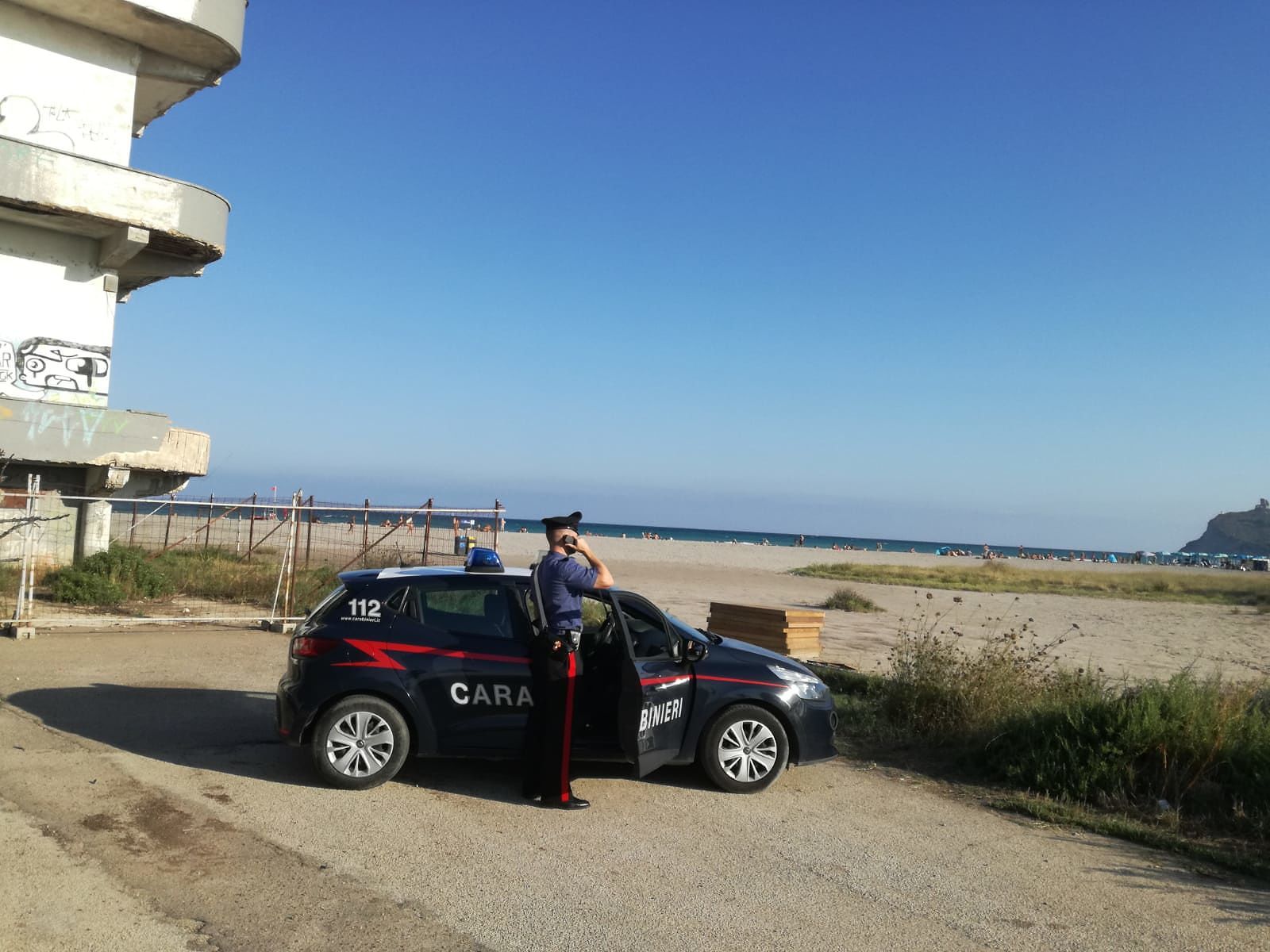 Cagliari, bimba di 5 anni si perde al Poetto: decisivo l’intervento dei carabinieri