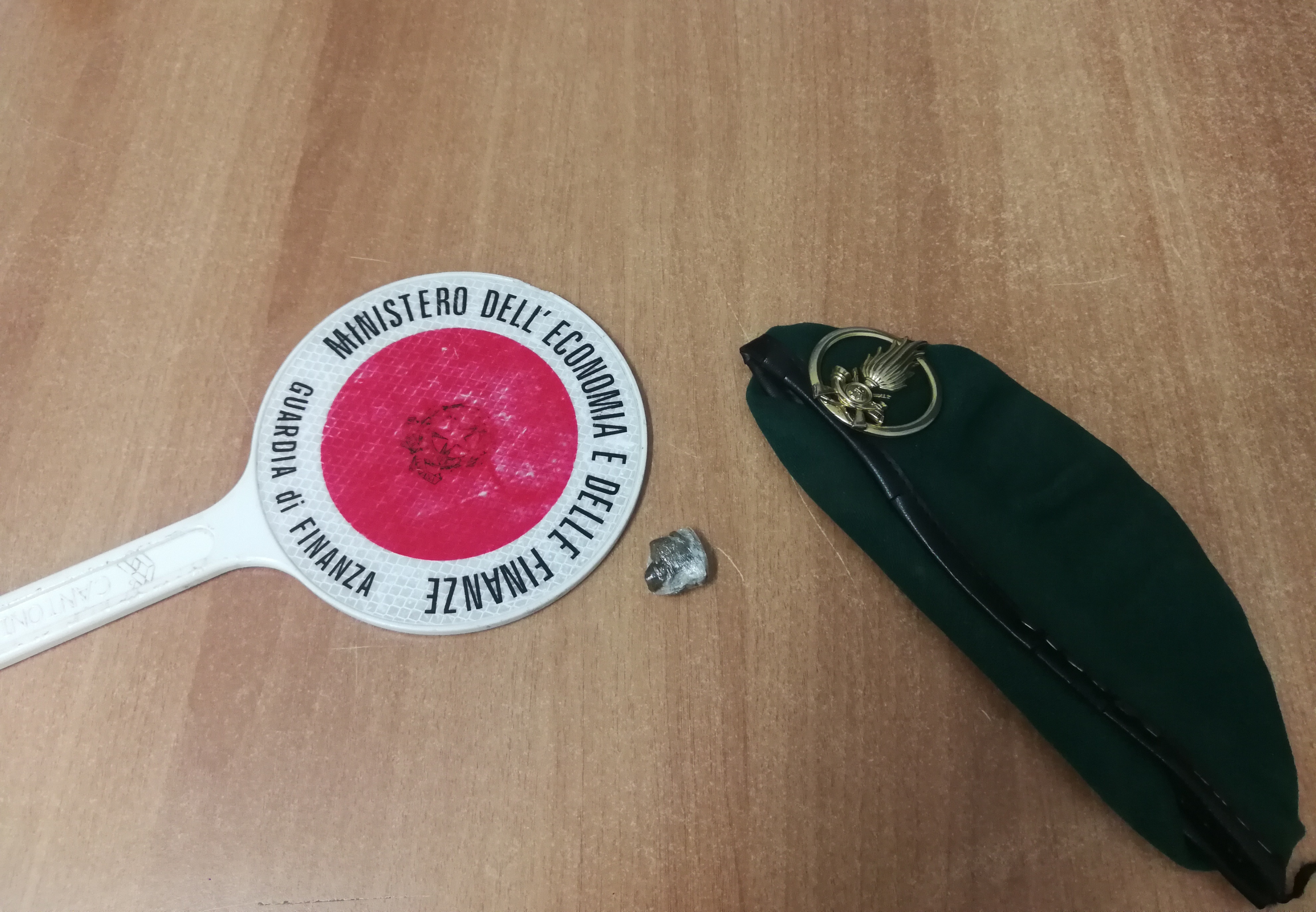 Cagliari, fermata al porto una ragazza spagnola: aveva oppio, mescalina, cocaina e marjiuana