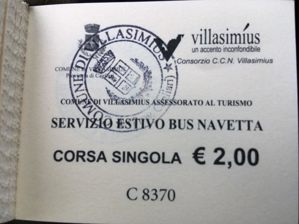 La moglie milanese a Villasimius: “Ma in questa c…..di Sardegna gratis non c’è niente?”