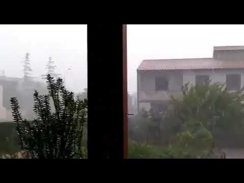 Tempesta si abbatte su Suni: ecco il video