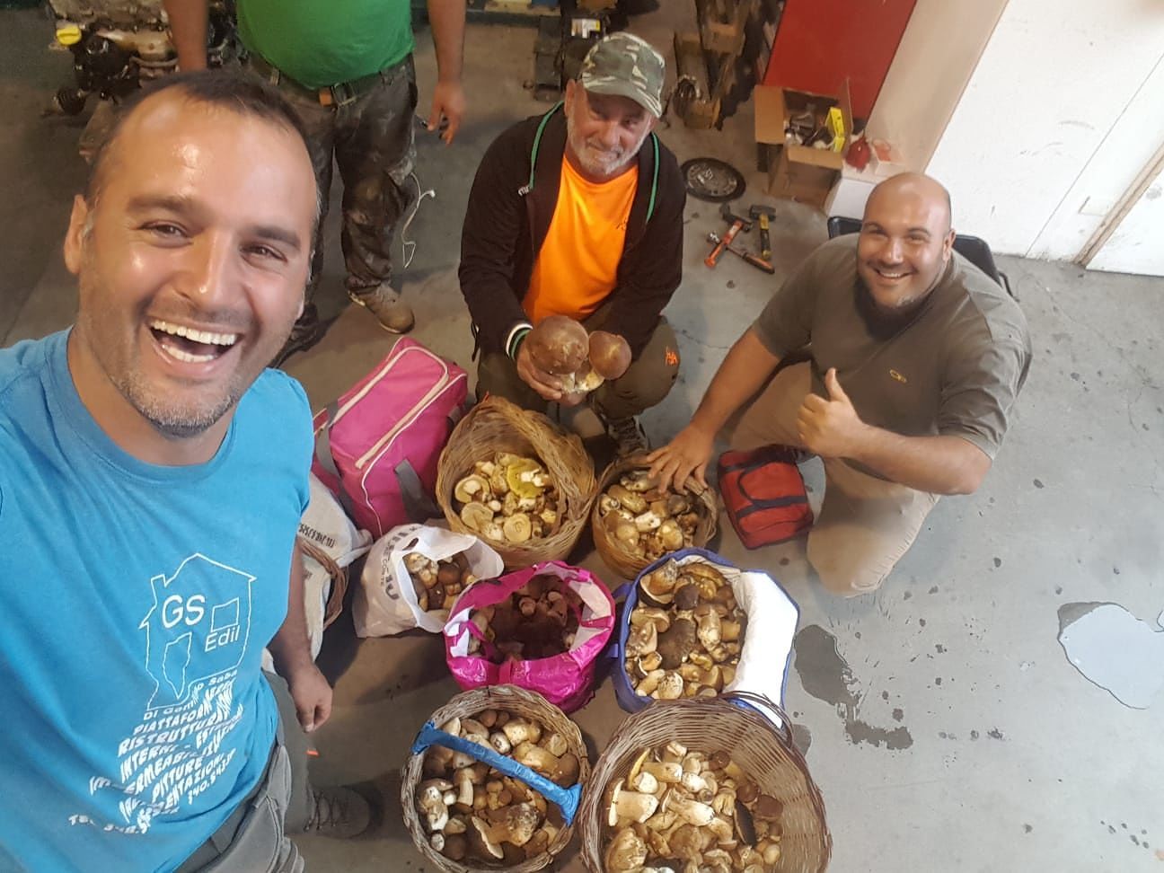 Funghi in allegria, a Desulo il record della raccolta