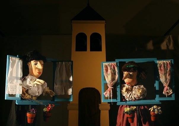 Monserrato, dopo 10 anni addio ai burattini di Is Mascareddas: bambini (e adulti) in lacrime