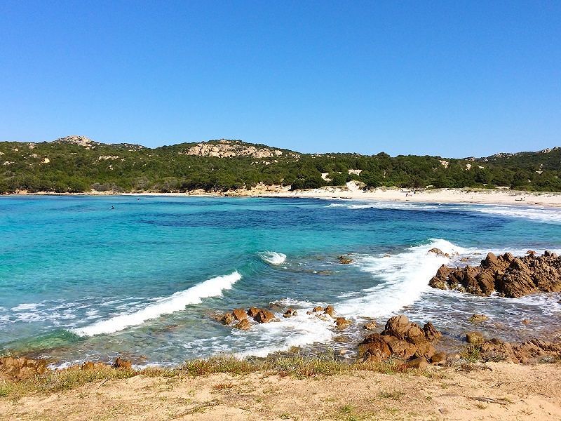 Arzachena, il Comune concede il patrocinio alla serie TV “1994”