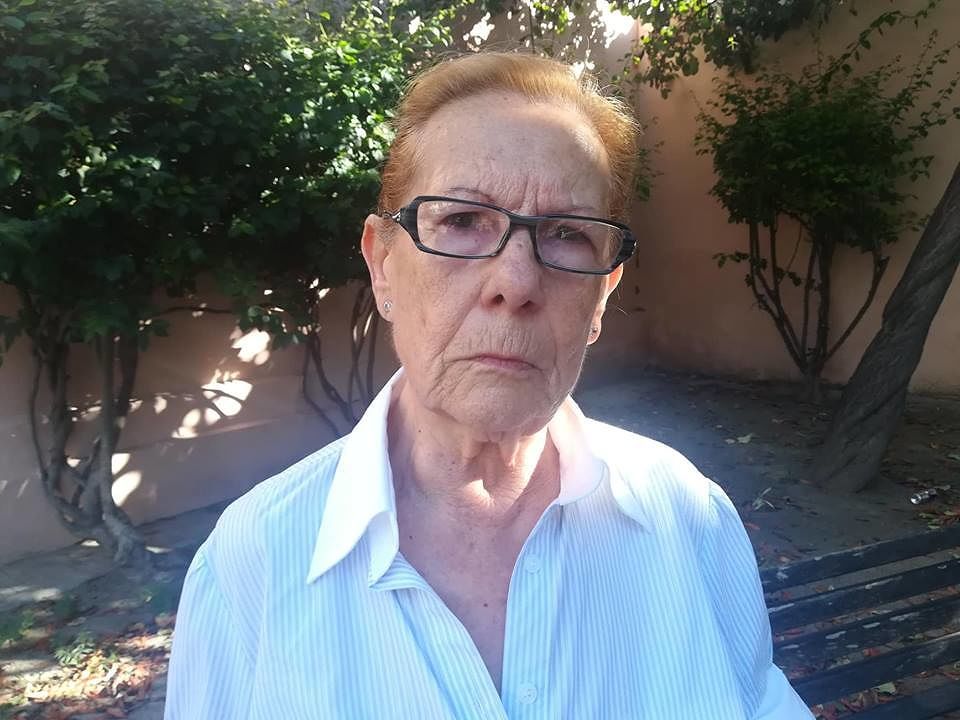 Quartu, le lacrime di una 78enne: “Senza soldi per curare mio marito malato di alzheimer”