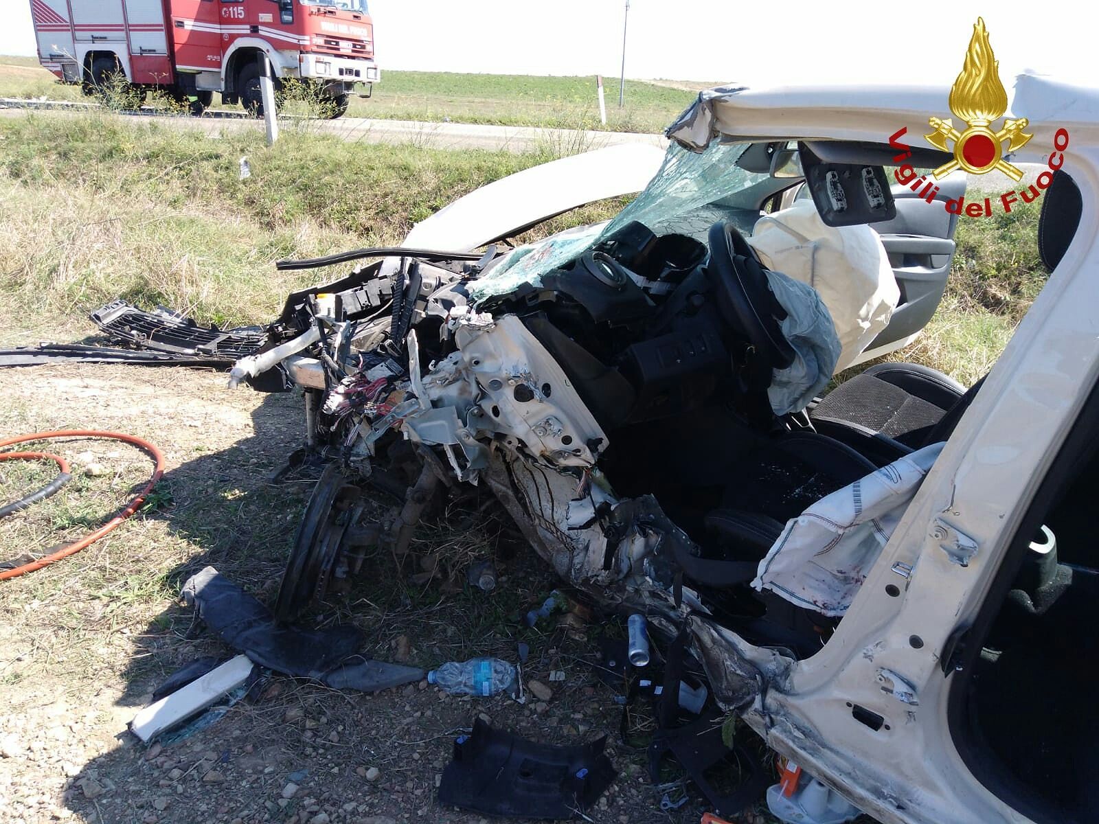 Muore un uomo di 50 anni, gravissima una ragazza nello schianto terribile a Sanluri