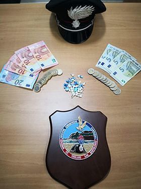 Cagliari, trovato con cocaina, eroina e 200 euro in contanti: in manette 45enne