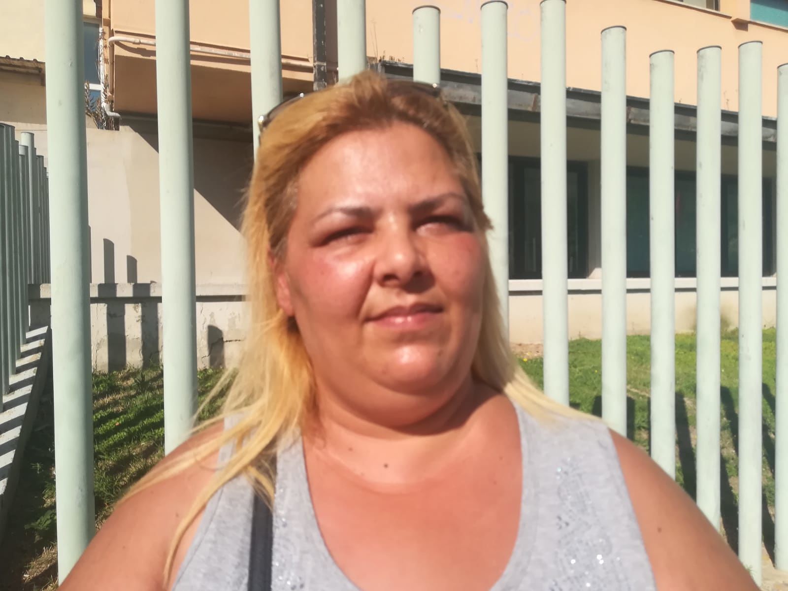 Quartu, madre con figli in mezzo a una strada: “Ho 800 euro al mese ma nessuno mi affitta un casa”