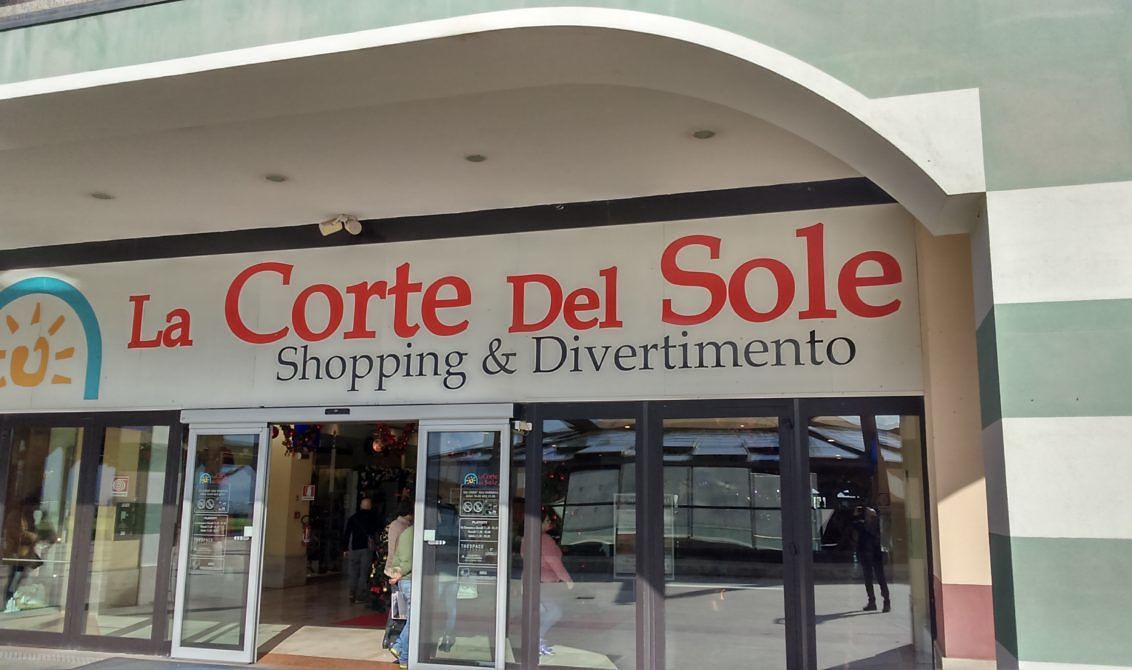 Sestu, “Mondo Convenienza apre e Semeraro chiude: guerra tra colossi e piccoli già morti”