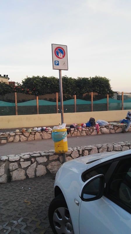 Quartu, disabili senza sosta riservata al Poetto: segnaletica “scolorita” e niente multa per i cafoni