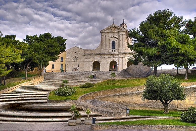 Weekend in visita tra basiliche, colline e la Cagliari sotterranea