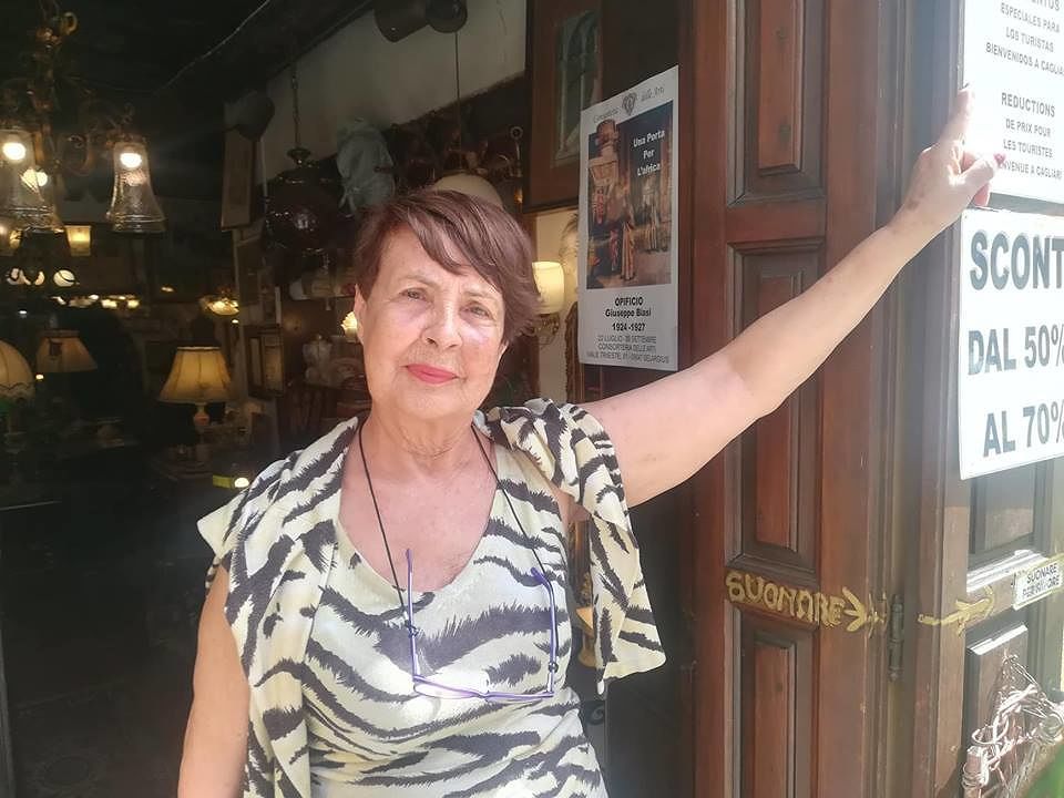 Cagliari, dopo 50 anni ultime vendite per “Glodarte”: “Uccisa dal Corso pedonale e senza bus” 