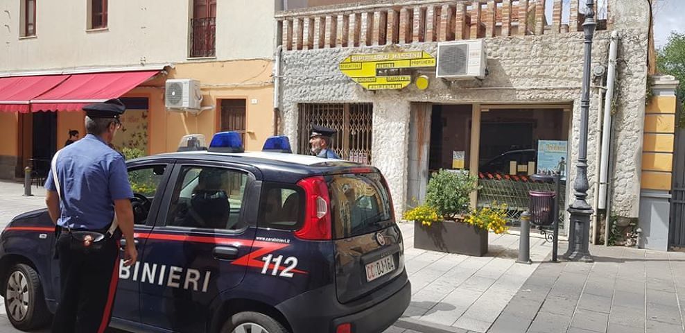 Ruba a una coppia di pensionati: arrestato dai carabinieri  a San Giovanni Suergiu